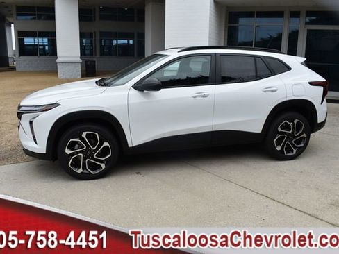 New 2026 Chevrolet Trax RS image 5