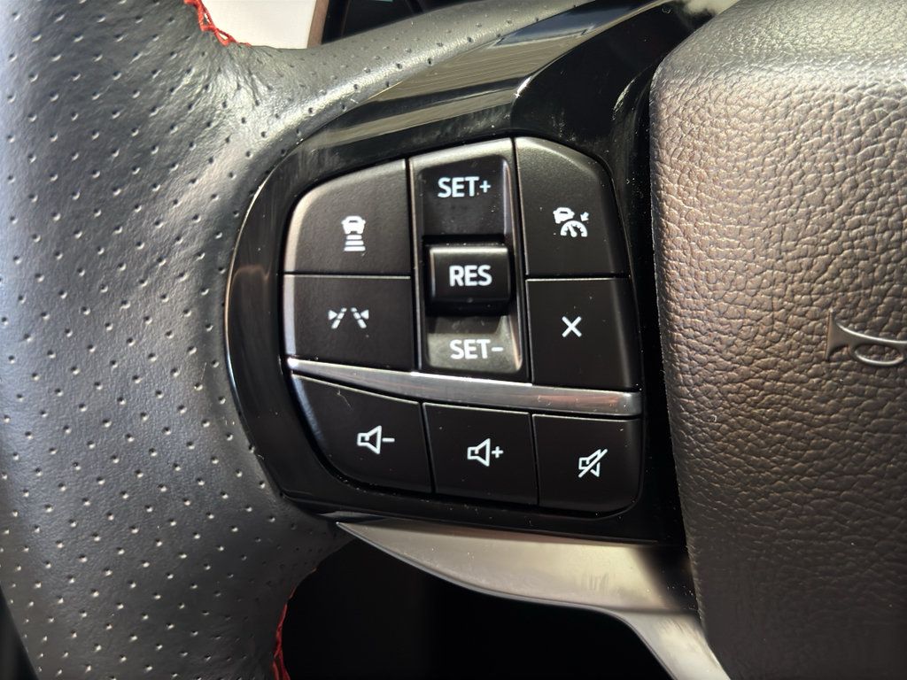 Used 2026 Ford Explorer ST AWD/4WD image 29