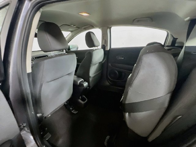 Used 2021 Honda HR-V LX image 19
