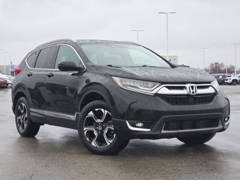 Used 2018 Honda CR-V Touring image 2