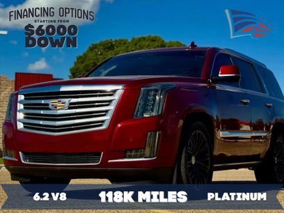 Used 2017 Cadillac Escalade Platinum