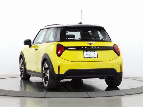 Used 2025 MINI Cooper S image 6