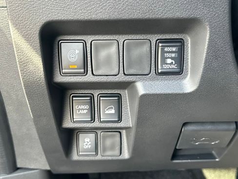 New 2025 Nissan Frontier SV w/ SV Convenience Package image 17