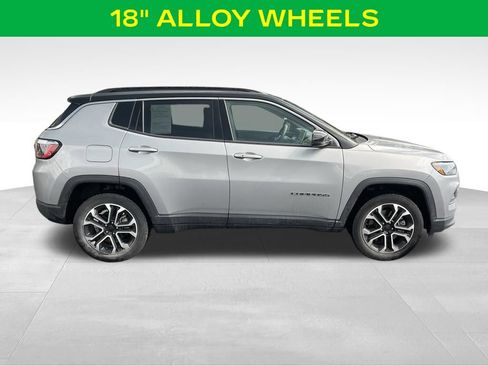 Used 2023 Jeep Compass Limited AWD/4WD image 6