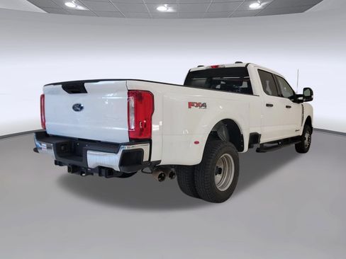 Used 2025 Ford F350 XLT w/ FX4 Off-Road Package AWD/4WD image 7