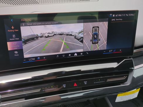 Certified 2026 BMW 530i xDrive w/ Premium Package image 22