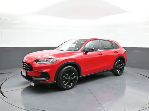 Certified 2024 Honda HR-V Sport image 10