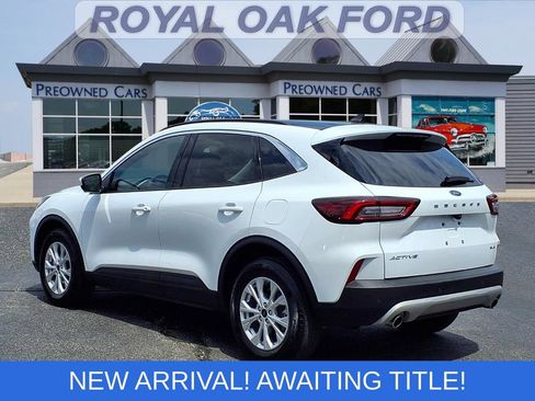 Certified 2024 Ford Escape Active w/ Tech Pack #2 AWD/4WD image 2