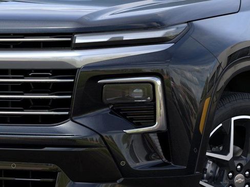 New 2026 Chevrolet Traverse High Country FWD image 10
