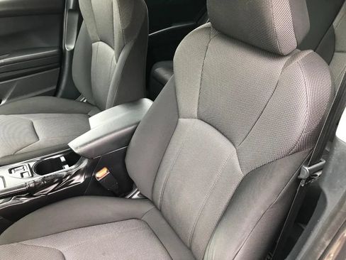 Used 2018 Subaru Impreza 2.0i Premium w/ Eyesight & BSD & Rcta AWD/4WD image 16