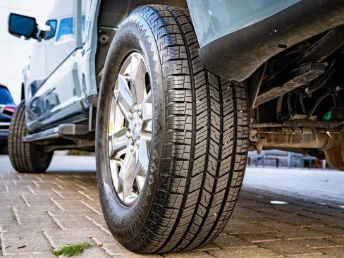 Used 2023 Ford F150 Lariat image 40