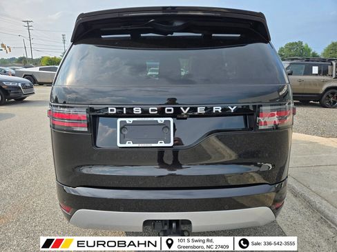 Used 2024 Land Rover Discovery Metropolitan Edition AWD/4WD image 4