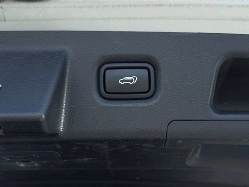 Used 2023 Hyundai Santa Fe SEL AWD/4WD image 12