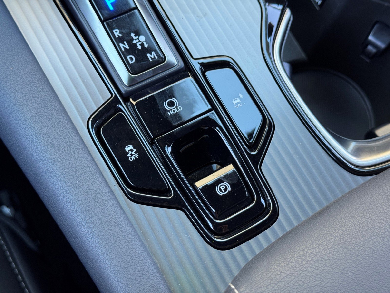 Used 2023 Lexus RX 500h F Sport w/ Cold Area Package AWD/4WD image 32