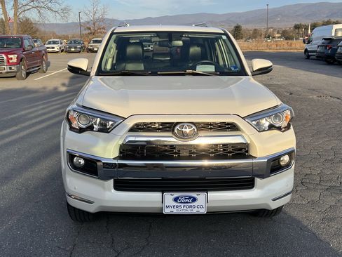 Used 2018 Toyota 4Runner Limited image 3