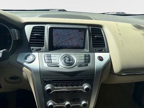 Used 2014 Nissan Murano LE w/ Platinum Edition Package image 16