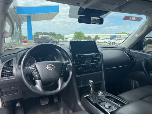 Used 2021 Nissan Armada SV AWD/4WD image 23