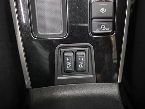 Used 2020 Mitsubishi Outlander SEL FWD image 22