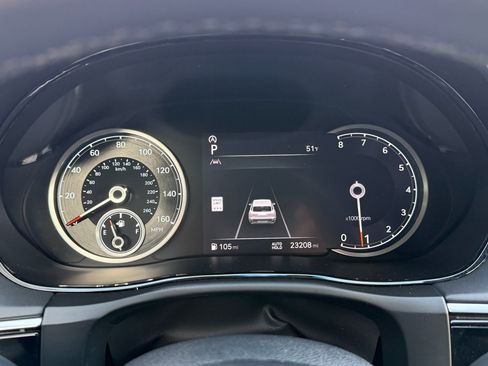 Used 2025 Genesis GV70 2.5T image 14