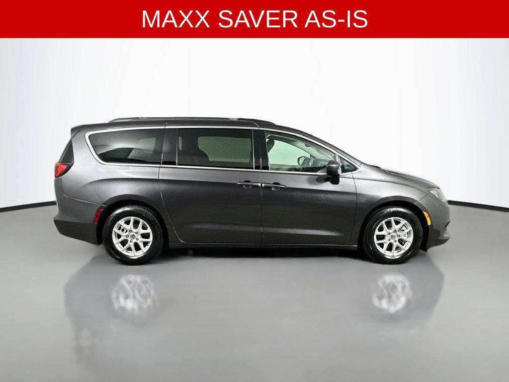 Used 2021 Chrysler Voyager Lxi FWD image 7