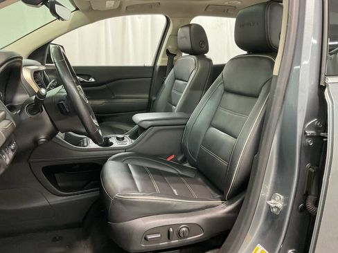 Used 2022 GMC Acadia Denali w/ Denali Ultimate Package image 21