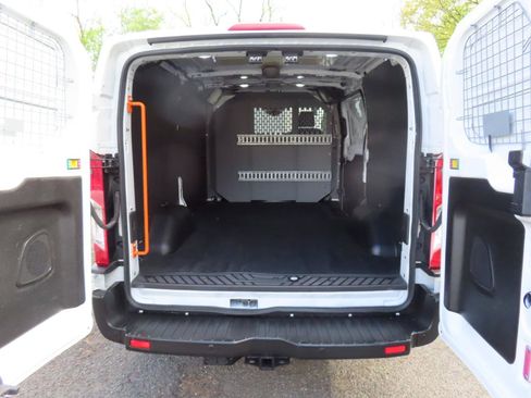Used 2019 Ford Transit 250 130 Low Roof image 14