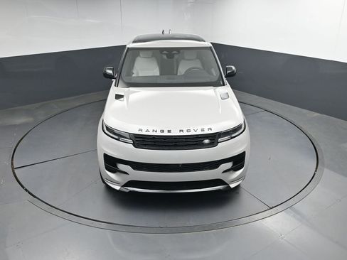 Used 2025 Land Rover Range Rover Sport Dynamic SE image 38