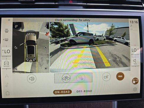 New 2025 Land Rover Range Rover SE image 25