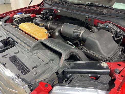 Used 2017 Ford F150 XLT w/ Equipment Group 302A Luxury image 40