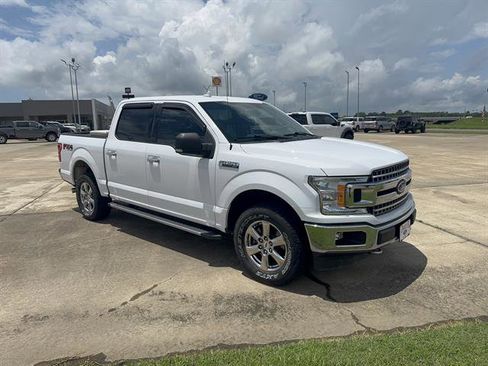 Used 2018 Ford F150 XLT w/ Equipment Group 302A Luxury AWD/4WD image 2