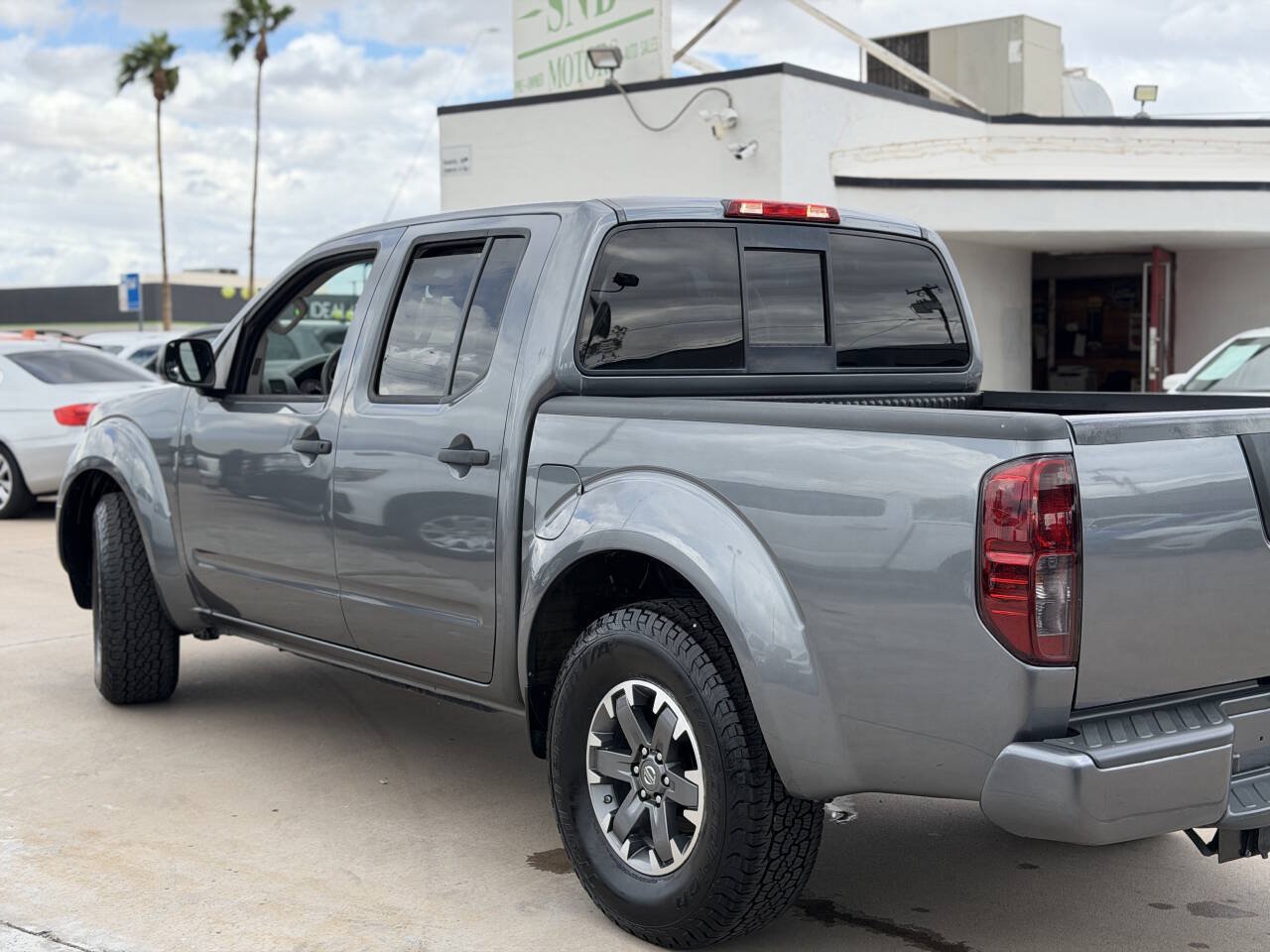 Used 2016 Nissan Frontier Desert Runner RWD image 9