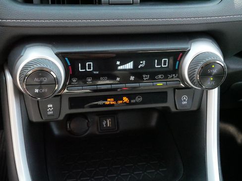 Certified 2025 Toyota RAV4 XLE AWD/4WD image 23