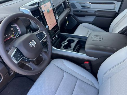 Used 2025 RAM 1500 Laramie image 7