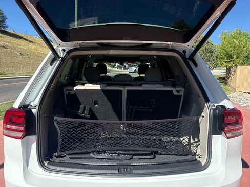 Used 2018 Volkswagen Atlas SEL AWD/4WD image 7