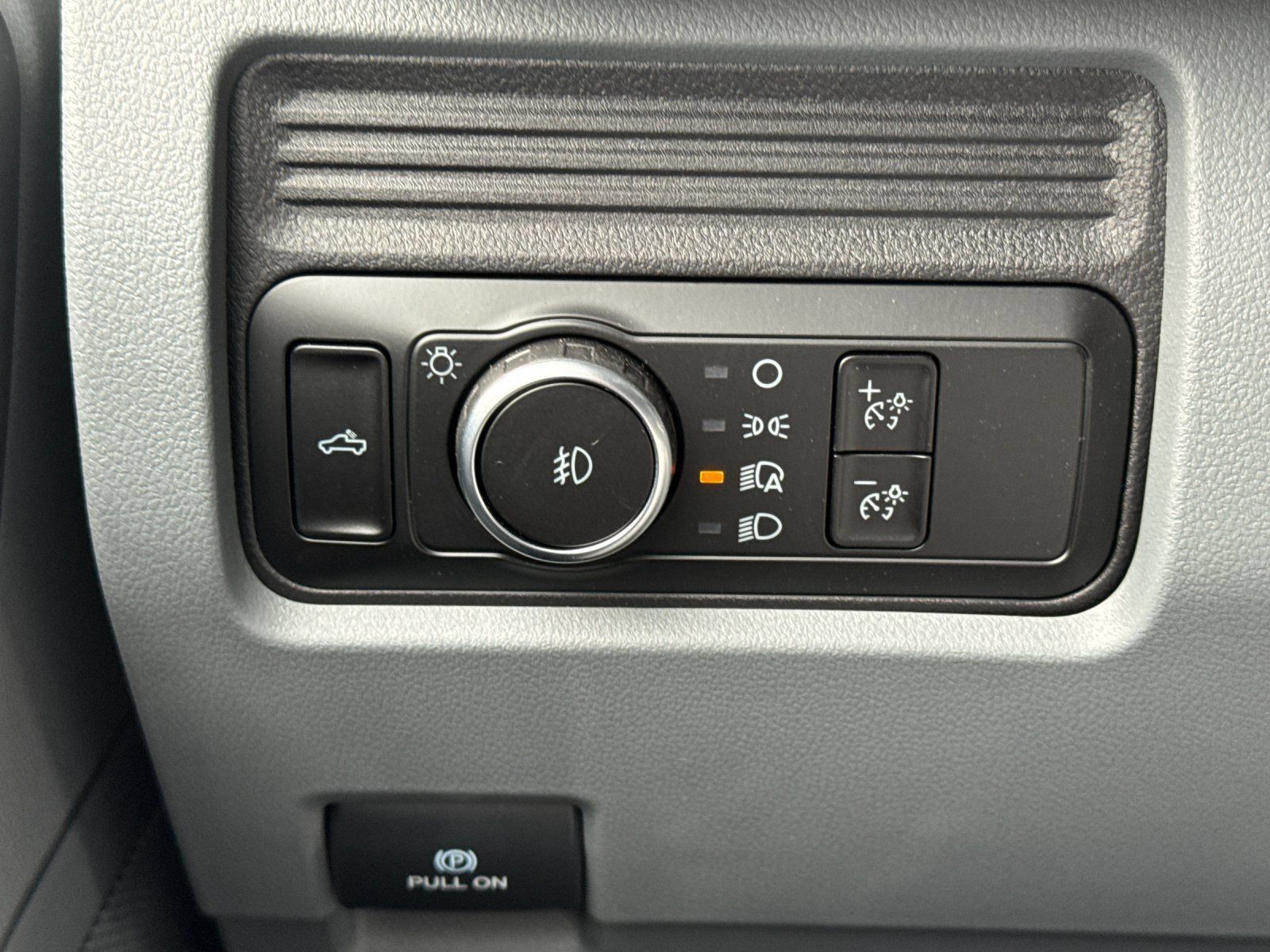 New 2026 Ford F250 XL w/ STX Appearance Package AWD/4WD image 27