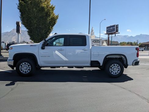 New 2026 Chevrolet Silverado 3500 LT w/ All Star Edition image 2