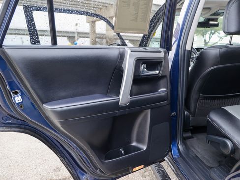 Used 2022 Toyota 4Runner SR5 Premium w/ Moonroof Package image 43