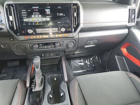 Certified 2025 Nissan Frontier Pro-X image 23
