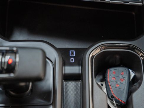 Used 2023 GMC Sierra 1500 AT4 w/ AT4 Premium Package image 34