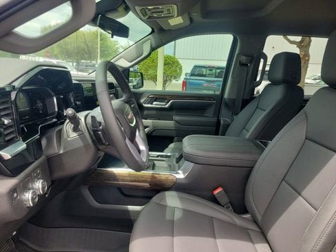 New 2026 GMC Sierra 1500 Elevation AWD/4WD image 18