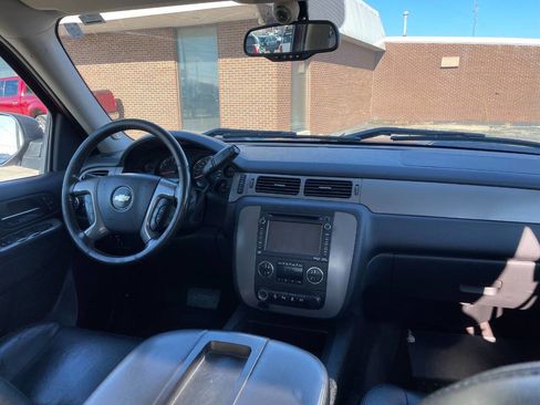 Used 2012 Chevrolet Silverado 2500 LTZ w/ LTZ Plus Package image 28