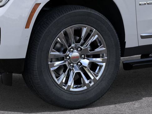 New 2026 GMC Yukon XL Denali w/ Sun & Power Step Package image 9