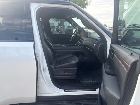 Certified 2025 Nissan Armada PRO-4X w/ Pro-4X Premium Package AWD/4WD image 21