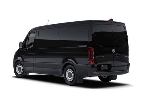 Used 2025 Mercedes-Benz Sprinter 2500 image 4