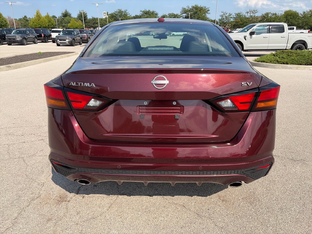 Used 2024 Nissan Altima 2.5 SV w/ SV Premium Package FWD image 6