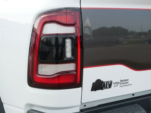 Used 2021 RAM 2500 Laramie w/ Night Edition AWD/4WD image 17