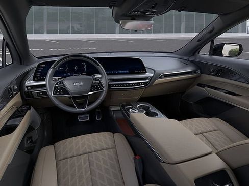New 2026 Cadillac Lyriq Signature Sport w/ Nappa Leather Package AWD/4WD image 15