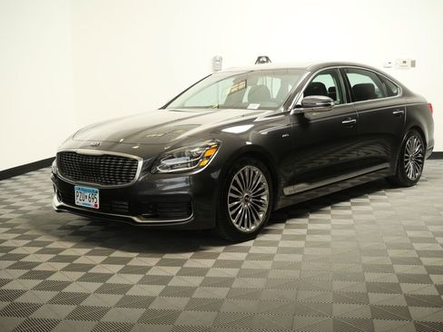 Used 2019 Kia K900 Luxury w/ VIP Package AWD/4WD image 4