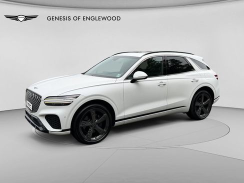Used 2023 Genesis GV70 2.5T w/ Sport Prestige Package AWD/4WD image 1