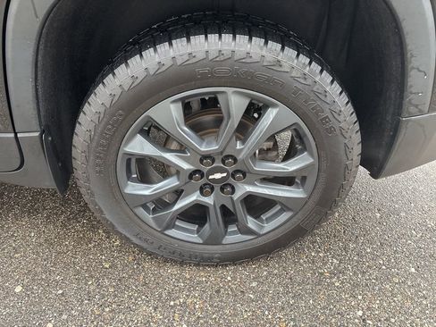 Certified 2021 Chevrolet Traverse RS w/ LPO, Floor Liner Package image 9